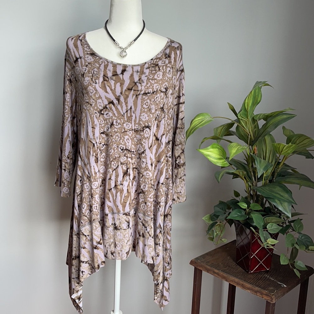 Dunia Tunic in Gorgeous Abstract Print EUC X-Large